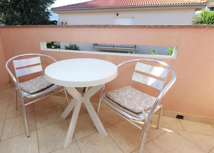 דירה In Mit Eigenem Balkon By Interhome